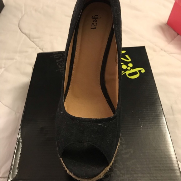 Sky High Platform Peep Toes - Picture 2 of 3